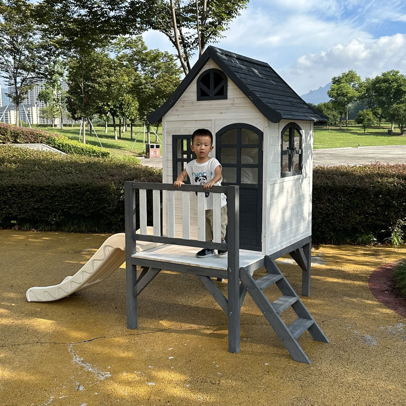 منزل لعب خشبي كبير للأطفال في  - مراجعة Kids Outdoor Treehouse وسعره